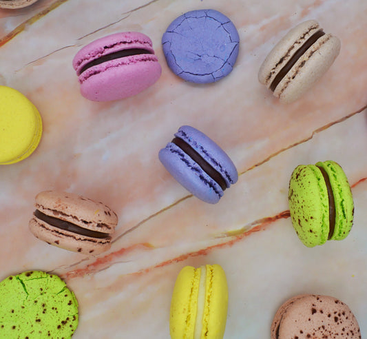 6 Mixed Macarons